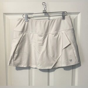 EleVen by Venus Williams White Athletic Fly 13” Tennis Skort Size L